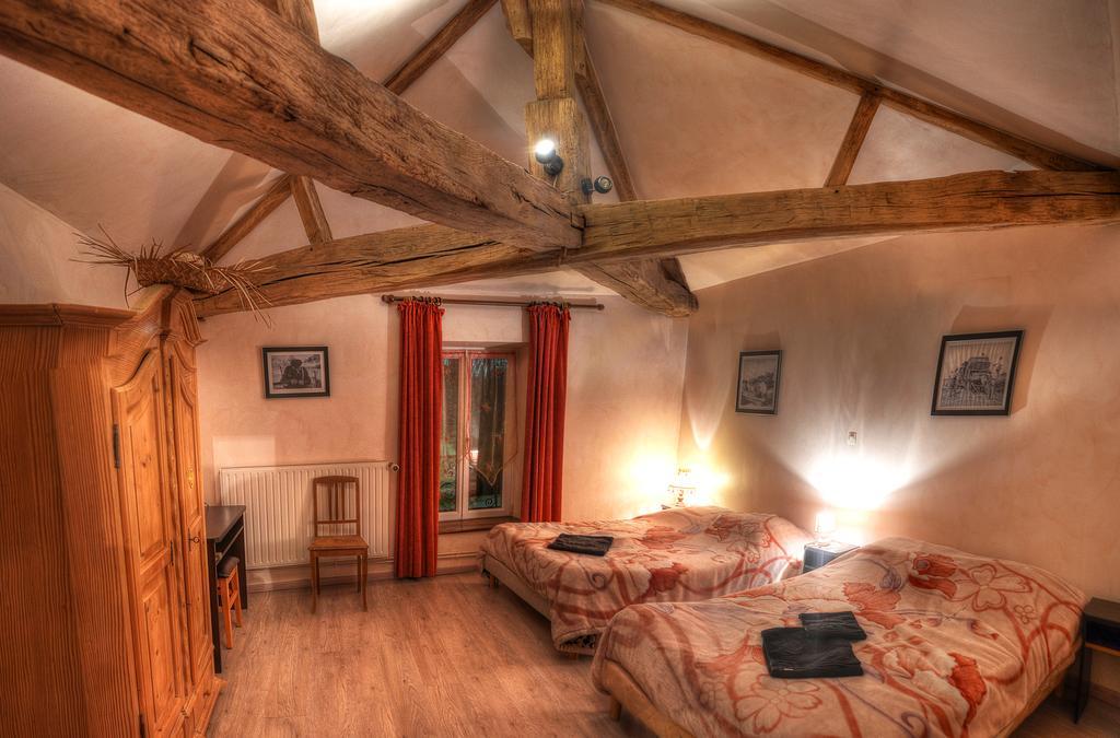 La Ferme Des 3 Suissesses Bed and Breakfast Saint-Paul  Δωμάτιο φωτογραφία