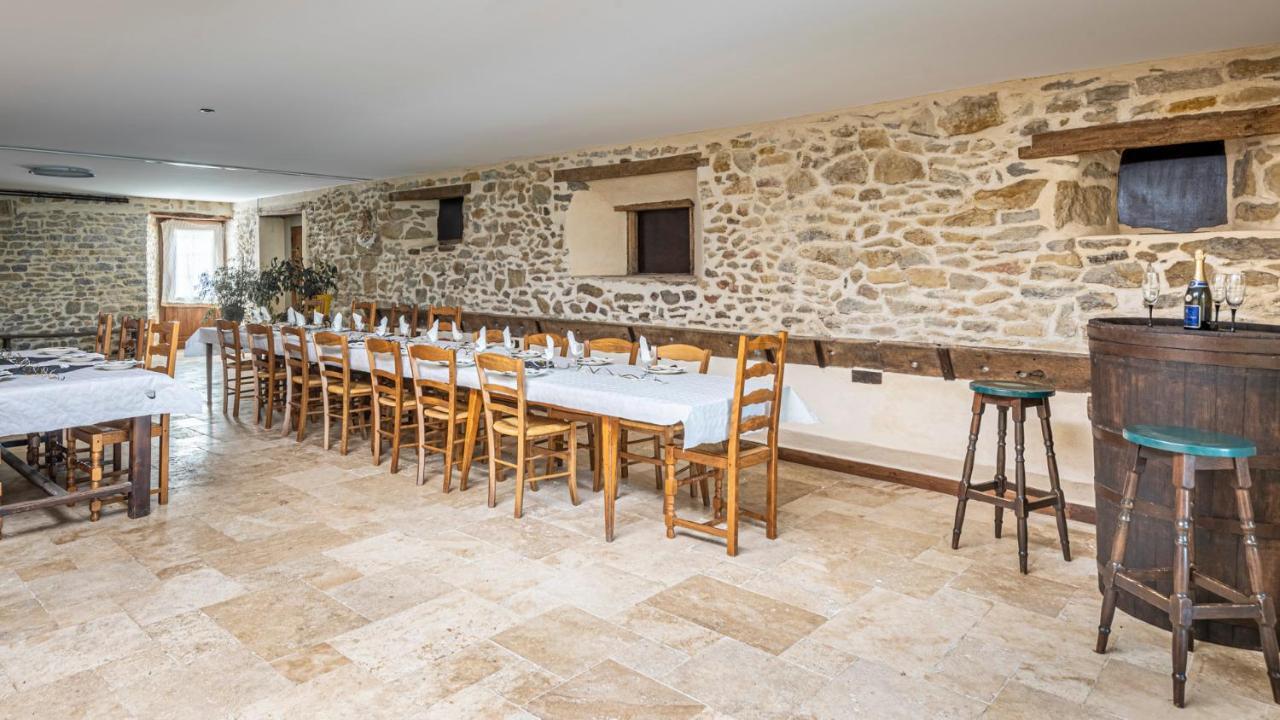 La Ferme Des 3 Suissesses Bed and Breakfast Saint-Paul  Εξωτερικό φωτογραφία