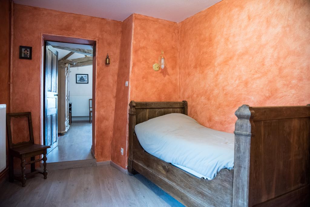 La Ferme Des 3 Suissesses Bed and Breakfast Saint-Paul  Εξωτερικό φωτογραφία