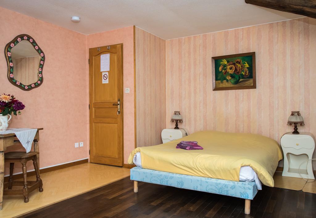 La Ferme Des 3 Suissesses Bed and Breakfast Saint-Paul  Εξωτερικό φωτογραφία