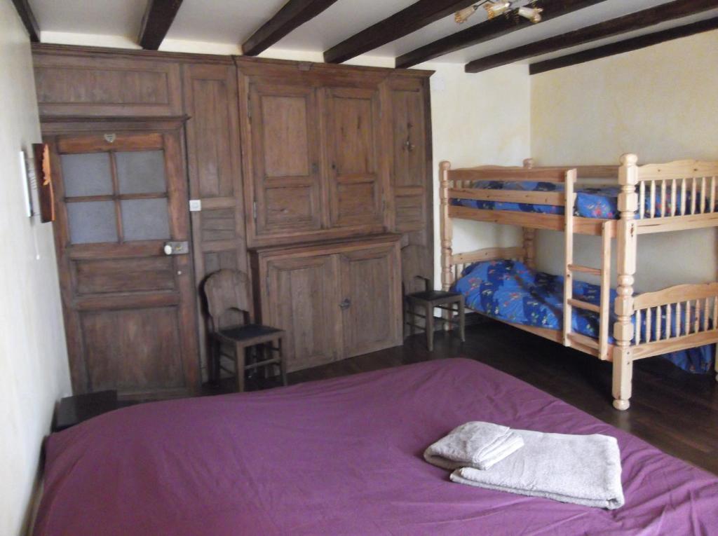 La Ferme Des 3 Suissesses Bed and Breakfast Saint-Paul  Δωμάτιο φωτογραφία