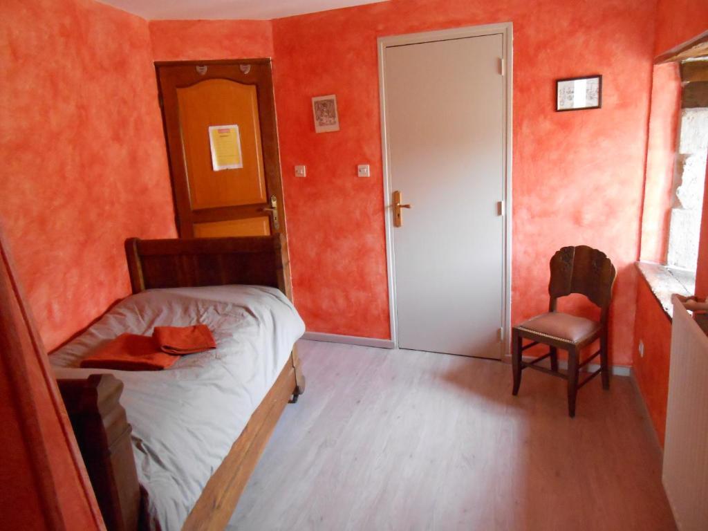 La Ferme Des 3 Suissesses Bed and Breakfast Saint-Paul  Δωμάτιο φωτογραφία