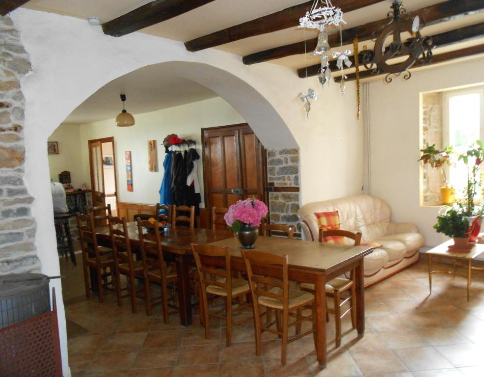 La Ferme Des 3 Suissesses Bed and Breakfast Saint-Paul  Εξωτερικό φωτογραφία