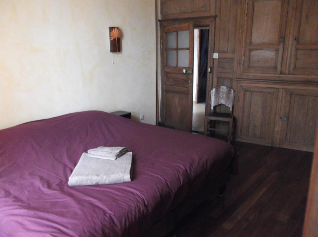 La Ferme Des 3 Suissesses Bed and Breakfast Saint-Paul  Δωμάτιο φωτογραφία