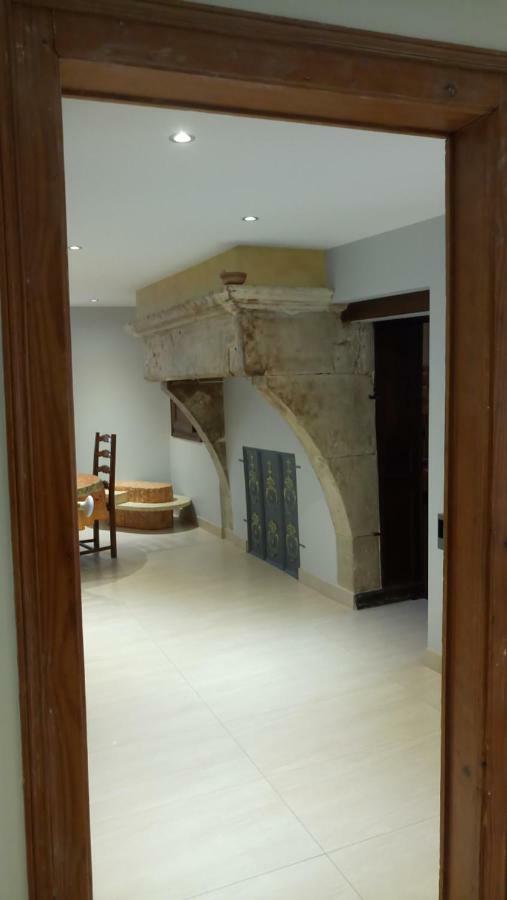 La Ferme Des 3 Suissesses Bed and Breakfast Saint-Paul  Εξωτερικό φωτογραφία